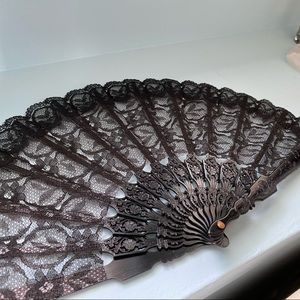 EUC Halloween cosplay goth fancy lace folding fan